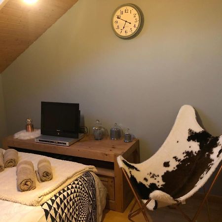 Charmant Appartement 2-4 Personnes Entre Annecy Et Aravis Thônes Zewnętrze zdjęcie